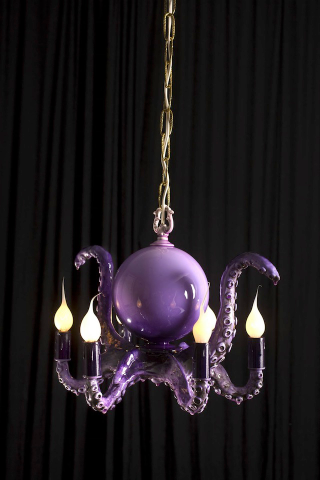 Illustration for article titled Octopus chandeliers add the right touch of tentacle to any decor